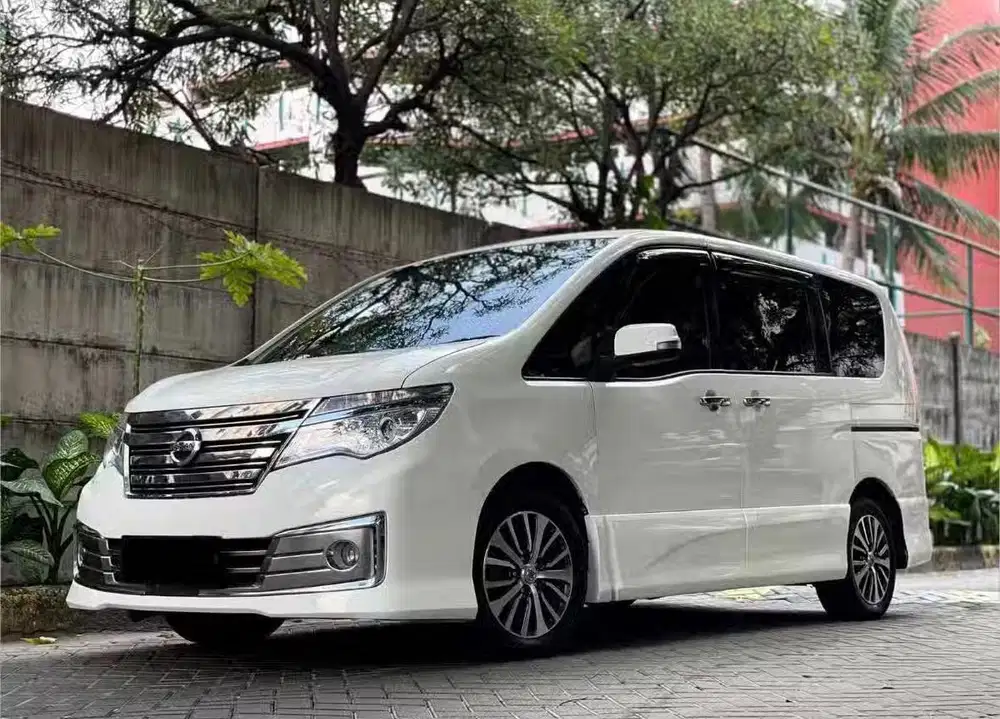 NISSAN SERENA 2.0 HWS AUTECH AT 2018