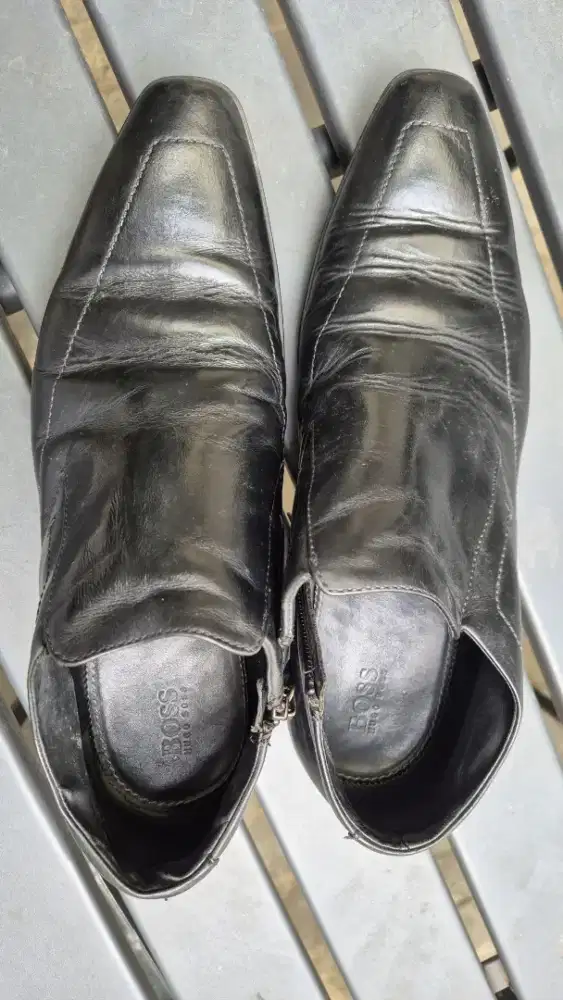 Sepatu Hugo Bos