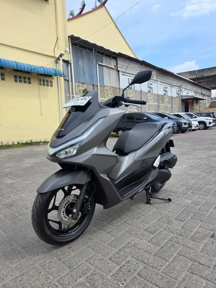 Honda New PCX 160 CBS Grey 2025
