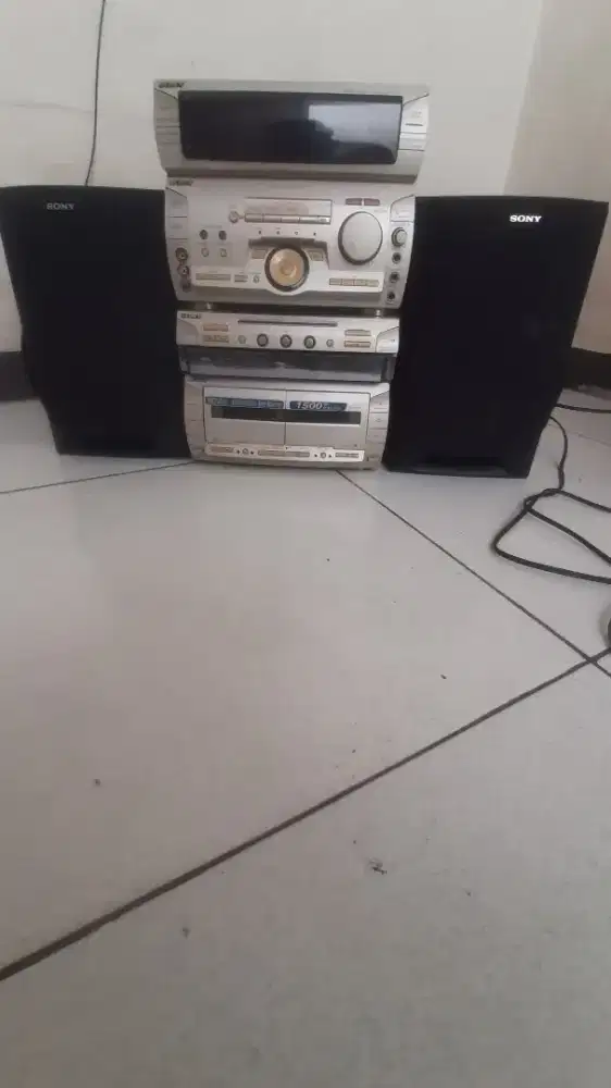 Radio tape sony mhc v5500