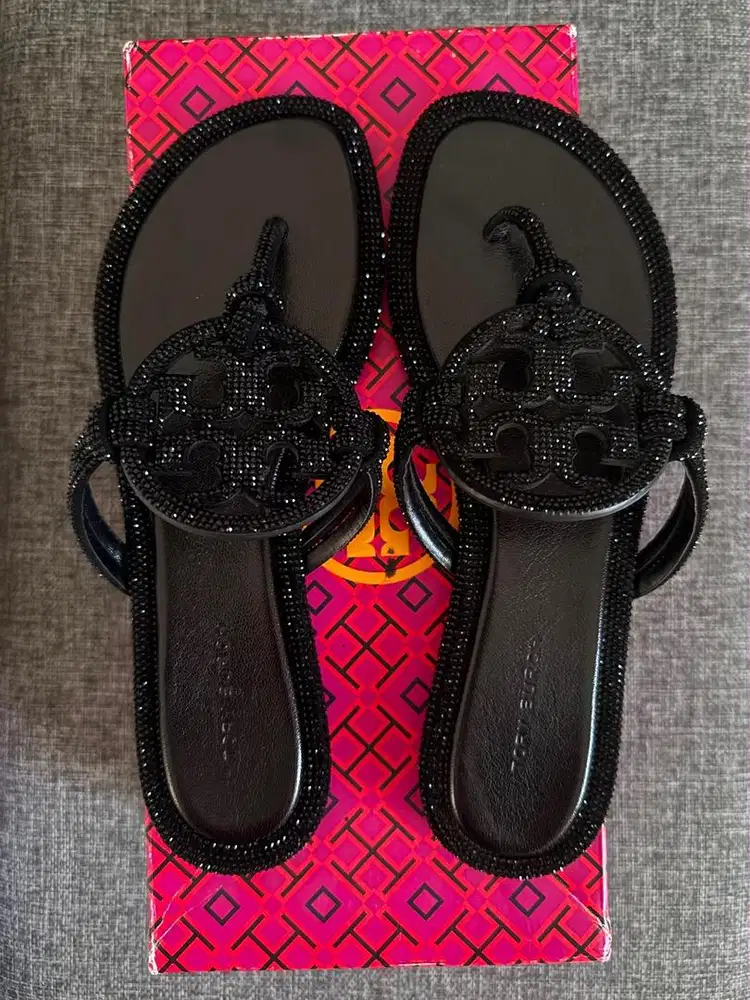 JUAL CEPAT DAN JUAL RUGI SANDAL TORY BURCH