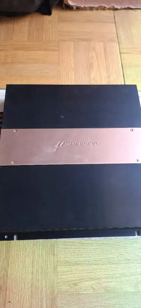 U-Dimension Jr.4.300 (Amplifier 4 channel kelas A/B) Made in Japan