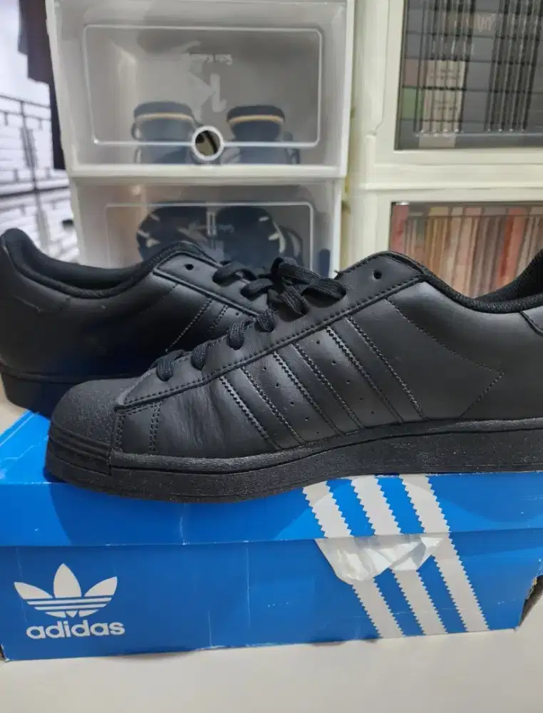 Adidas Superstar Triple Black size 46