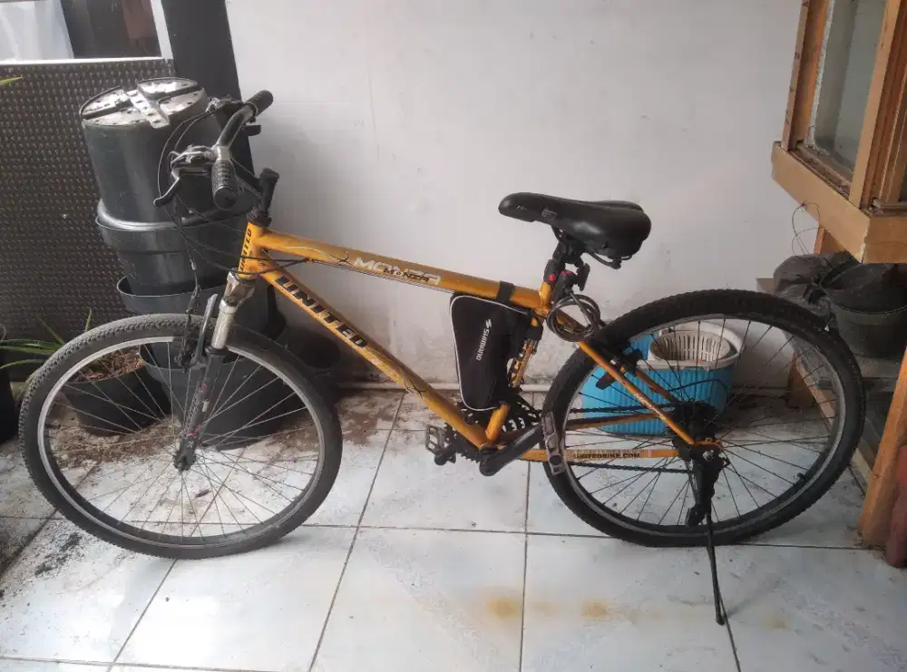 Di jual cepat sepeda gunung