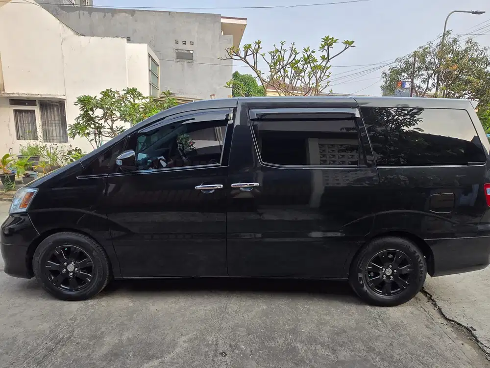 Toyota Alphard 2005 Bensin