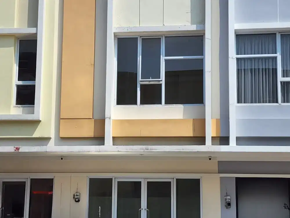 Ruko Pisa Grande - Disewakan Tahunan 85 juta per tahun - Paramount Serpong