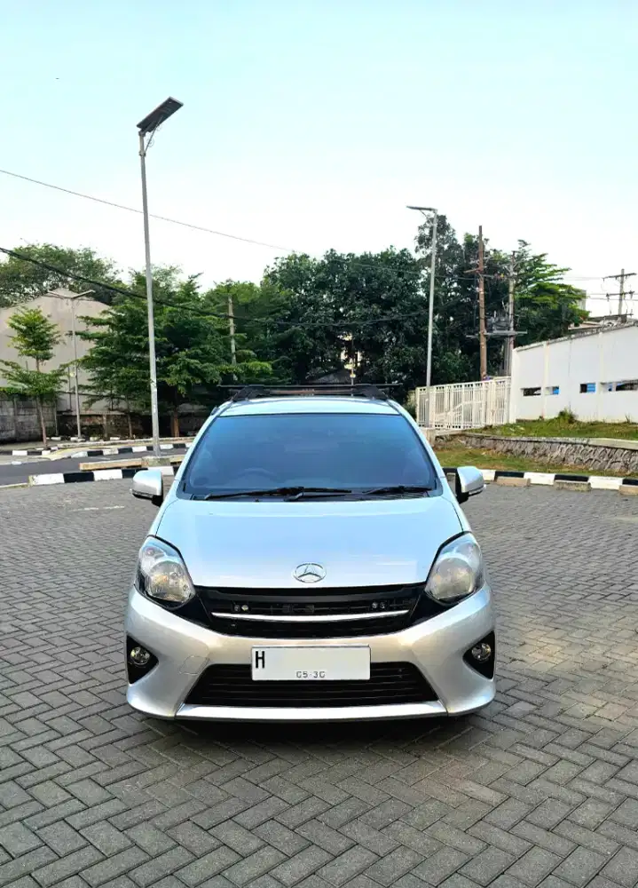 (DP 10JT) DAIHATSU AYLA 1.0 MT FULL.UPGRADE
