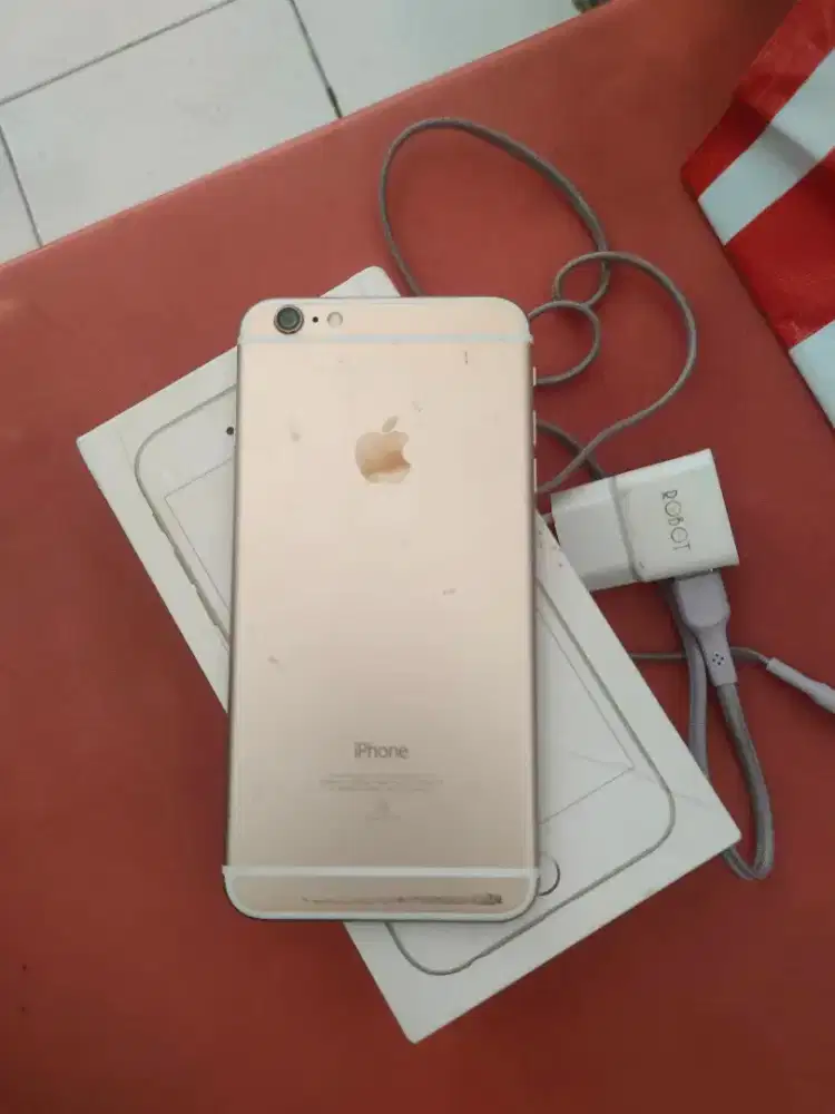 iPhone 6s plus (64 GB)