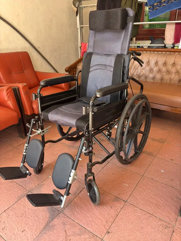 Kursi roda hidrolik 4in1