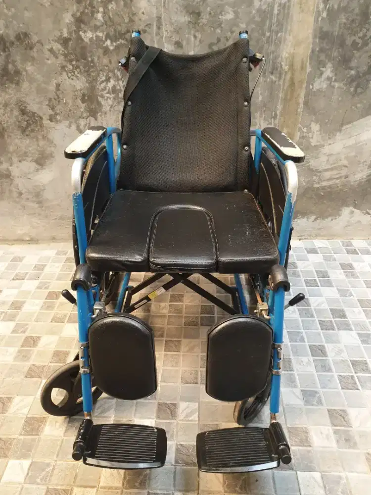 Kursi Roda Premium 4 in 1 BOGOR SELATAN
