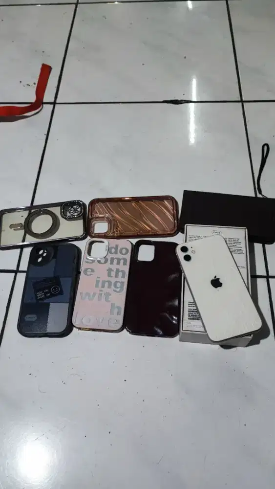 iPhone 11 128 GB iBox fullset