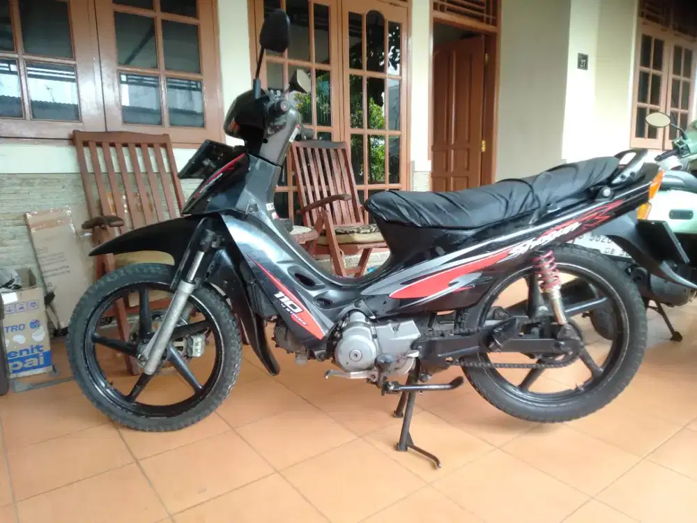 Suzuki Shogun R Thn 2002 Mulus