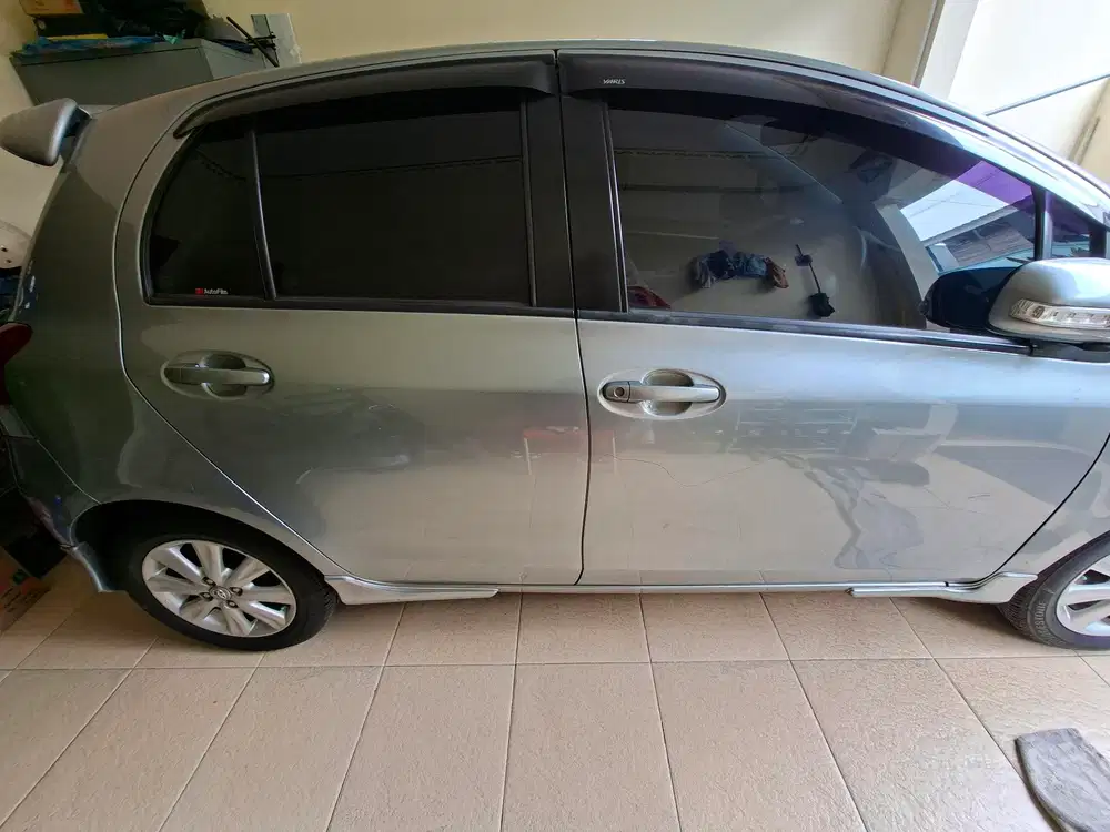 Toyota Yaris 2010 Bensin