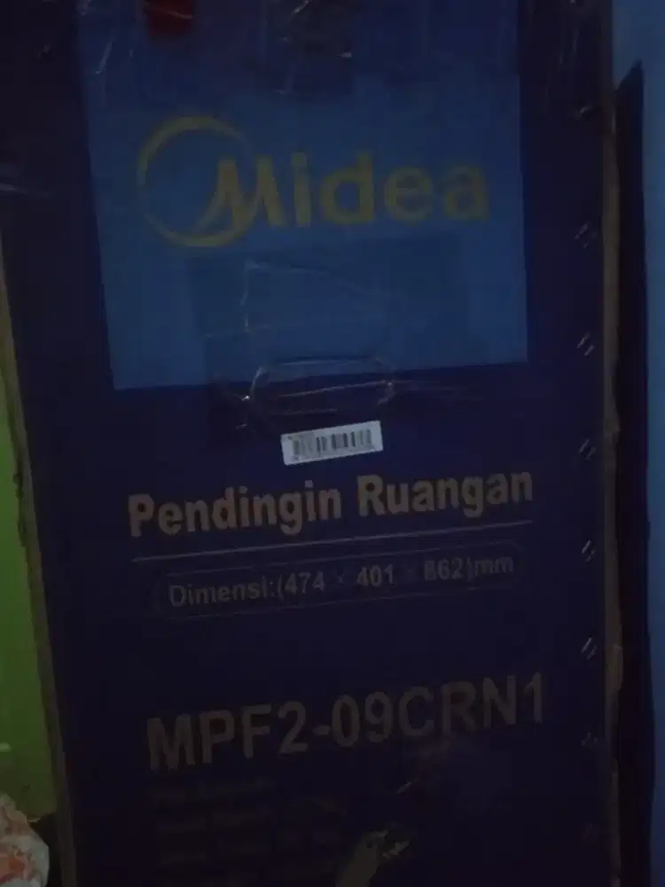 Midea pendingin ruangan