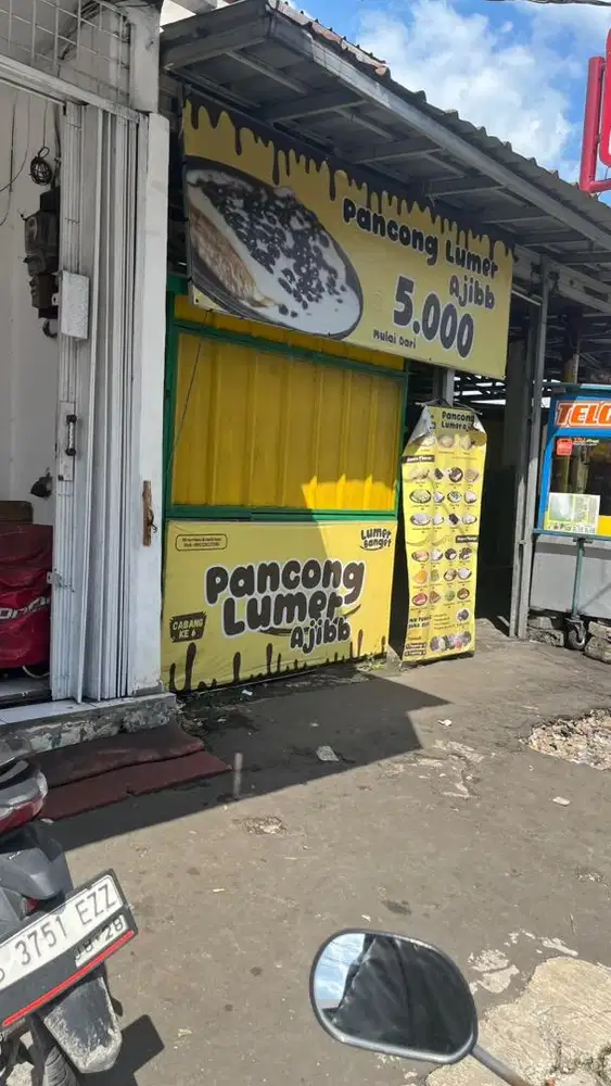 Pramusaji dan kasir