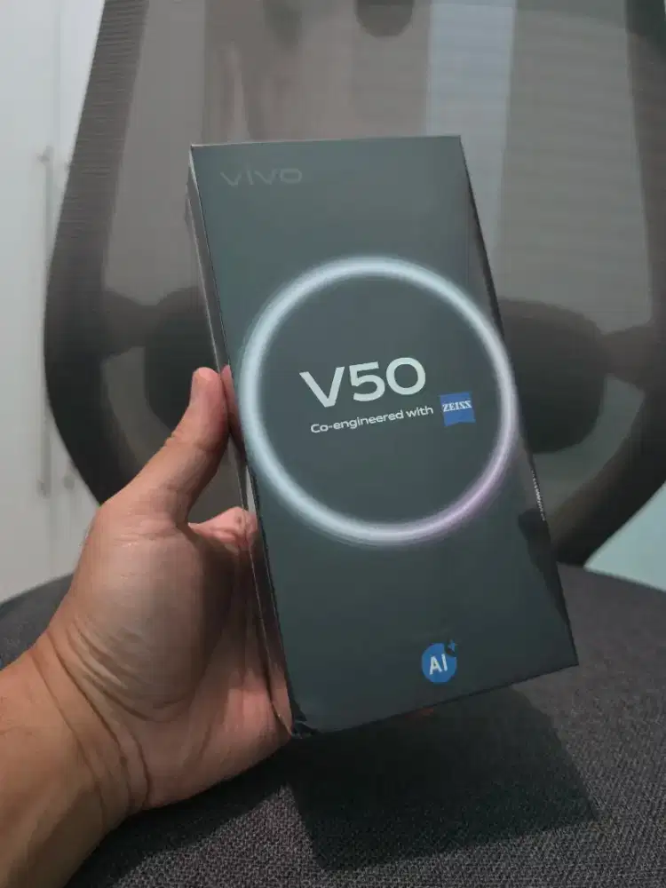 VIVO V50 12 256 SOLID BLACK