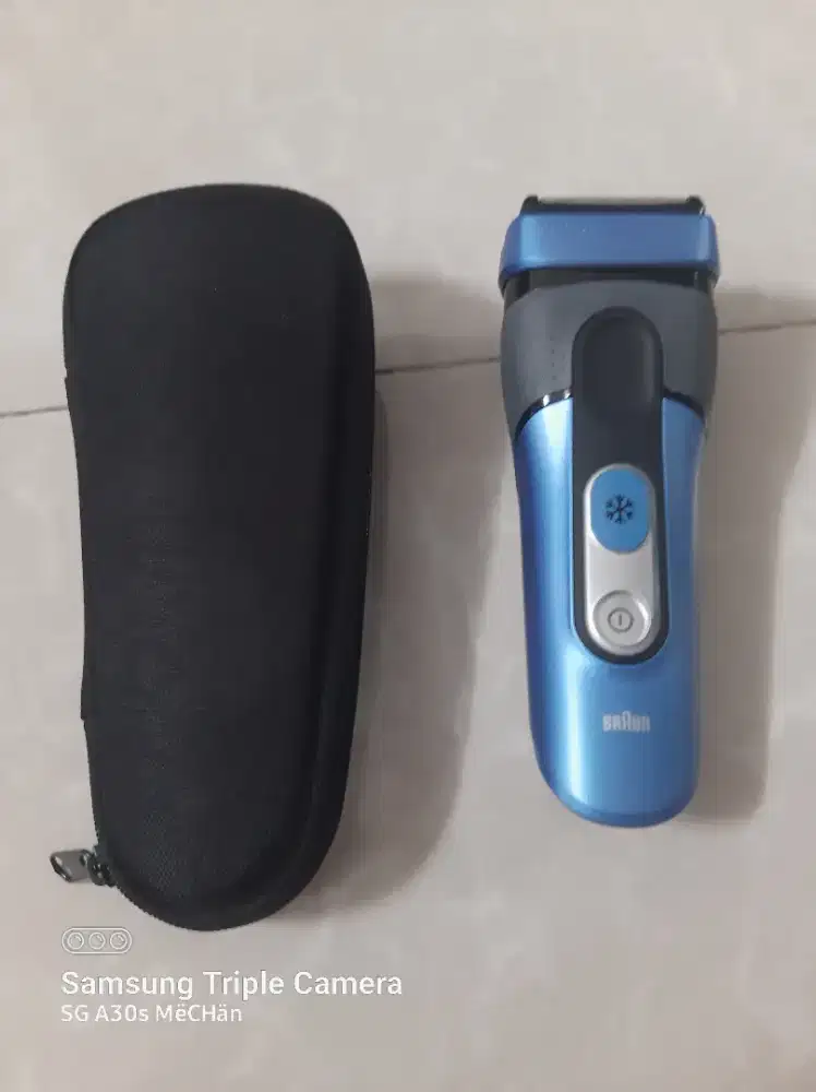 Pencukur kumis BRAUN series 6