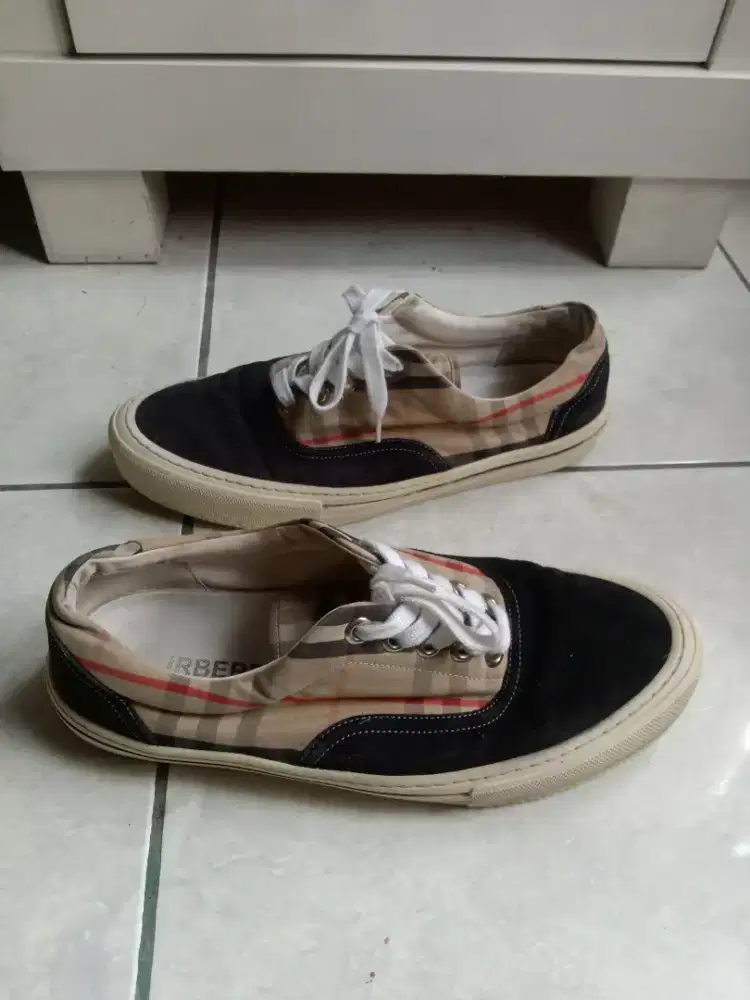 Burberry men shoes size 41