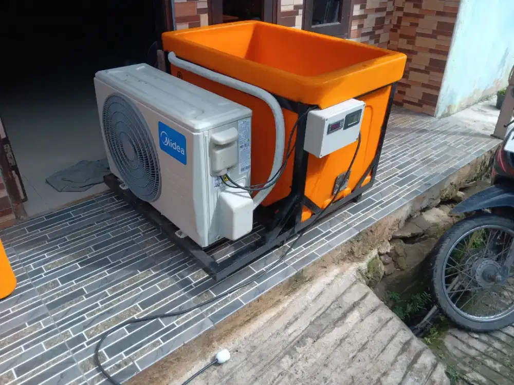 Mesin Produksi Es Batu Cepat