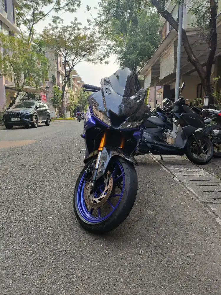 Jual R15 v3 kondisi mantap