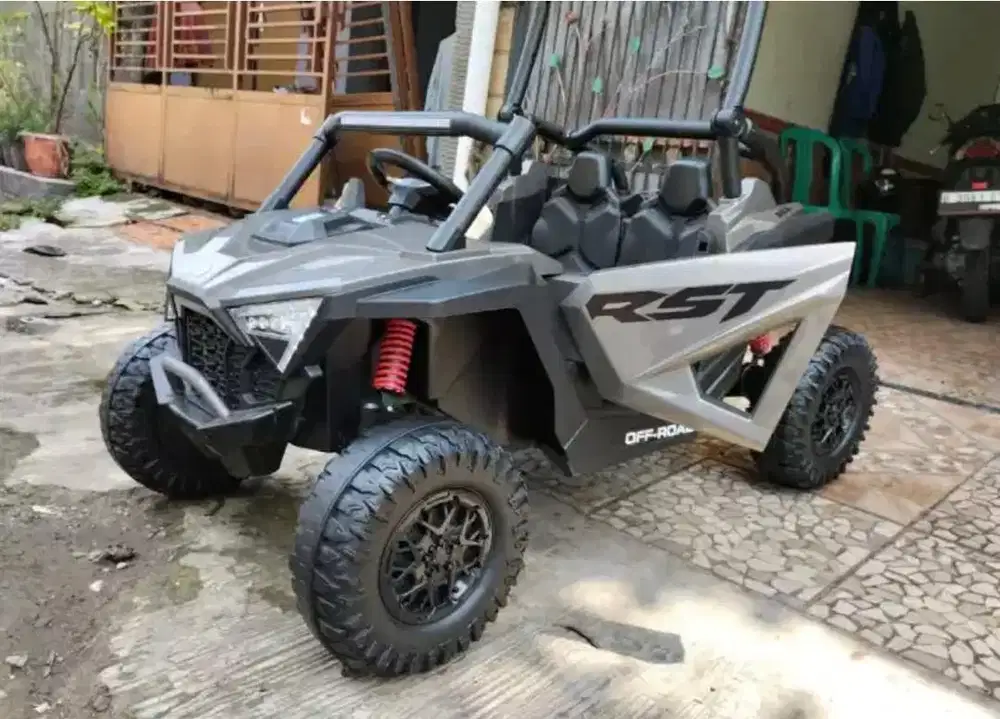 Mobil anak aki off road
