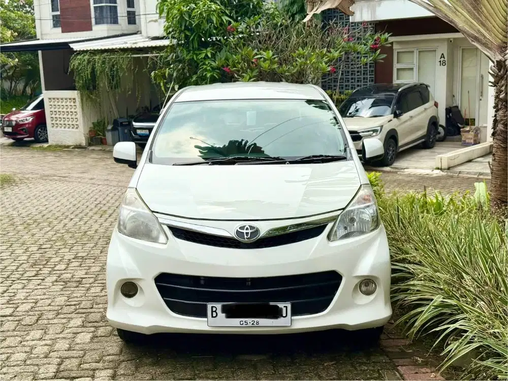 Toyota Avanza Veloz 1.5  2013 G