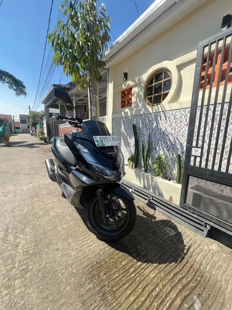 DIJUAL HONDA PCX 160 CBS 2023 – ISTIMEWA!