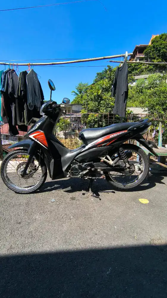 Honda Revo Fit Injeksi 2015