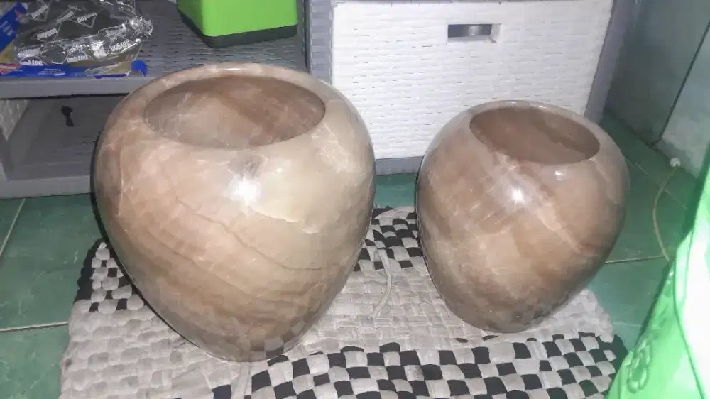 guci marmer asli