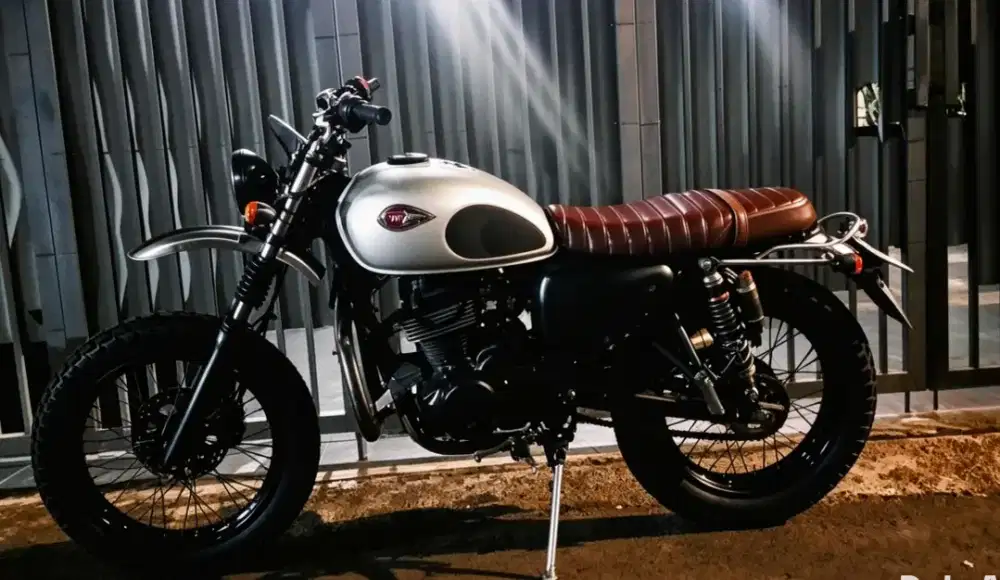 W175 se 2018 tahun 2018