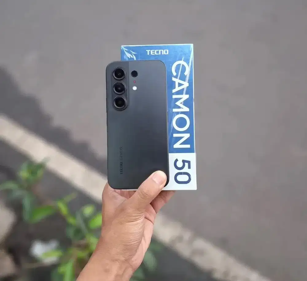 Tecno Camon 50 8/128 black + TWS (baru)