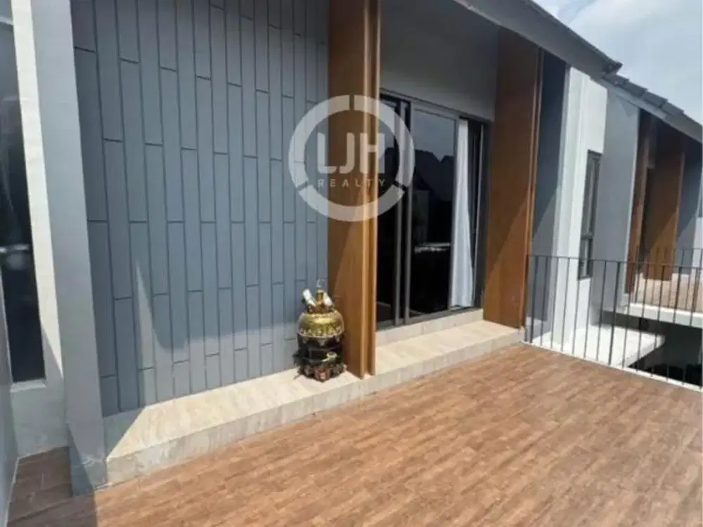 Rumah 3 lantai  Lebar 7 Semi Furnished di Cluster Wisteria  Cakung Jakarta Timur