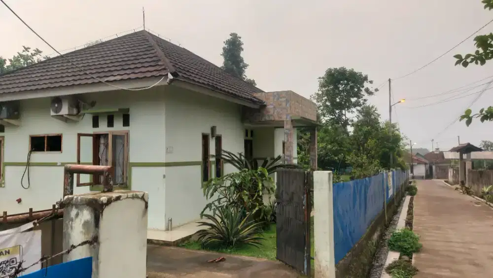 Dijual Cepat, Vila di Bogor