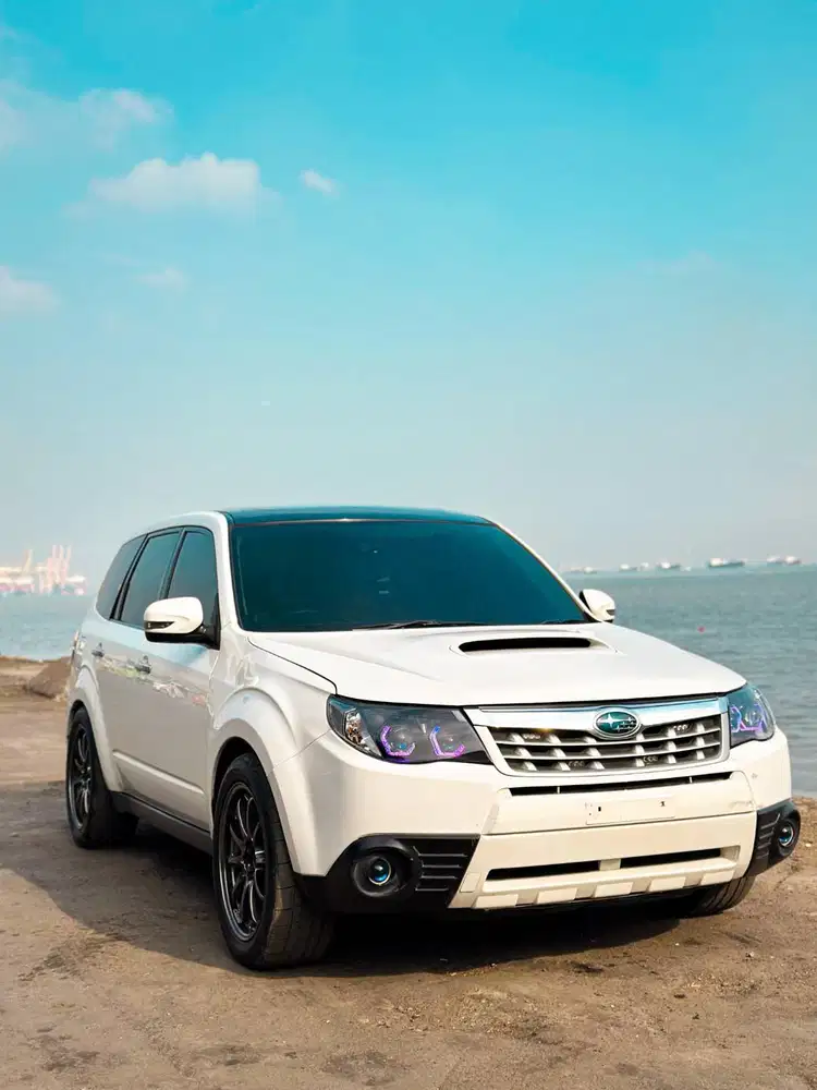 Subaru Forester 2.5 Bensin A/T 2012