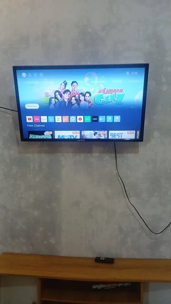 Polytron smart 32in
