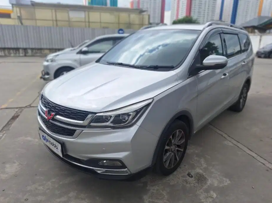 DP MURAH - Wuling Cortez 1.5 LT Lux Bensin-AT 2022 Silver