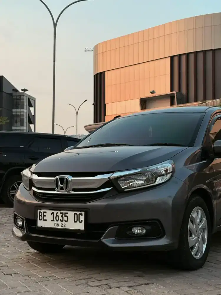 Mobilio e matic.km 50rb like new