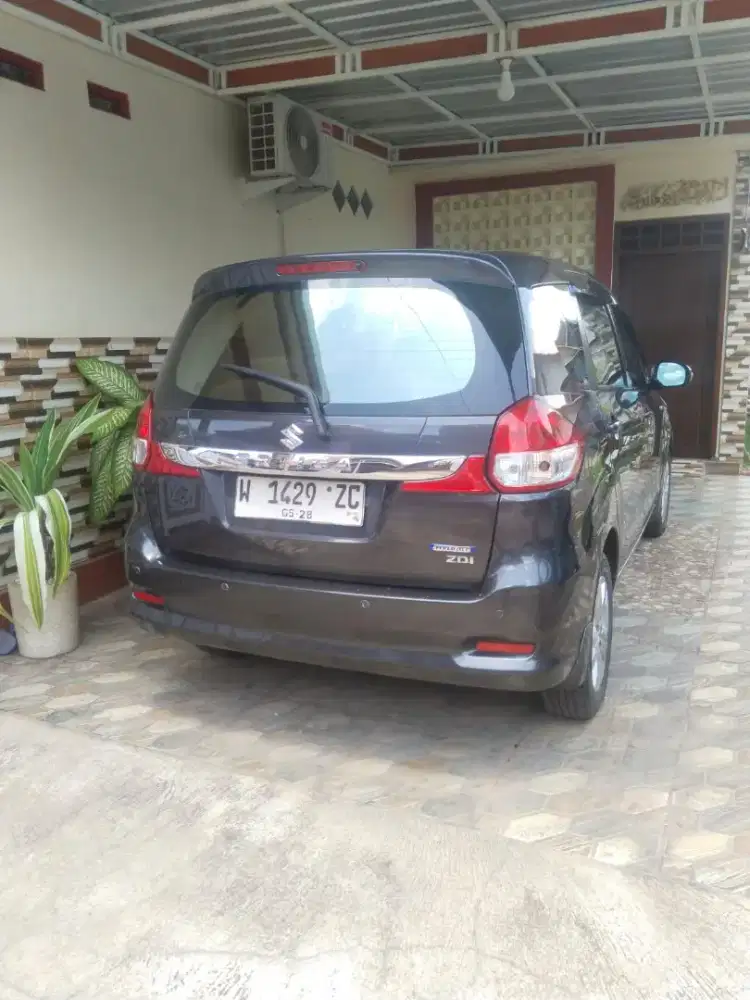 Suzuki Ertiga Hybrid zdi