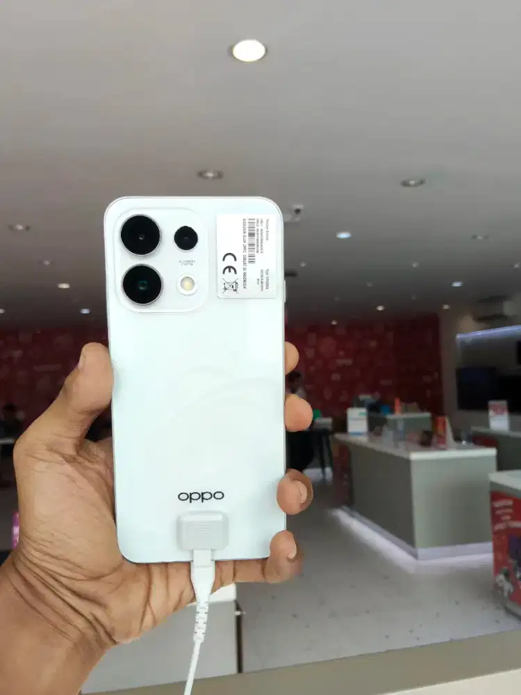 Oppo Reno 16F | Diskon Rp.1jt