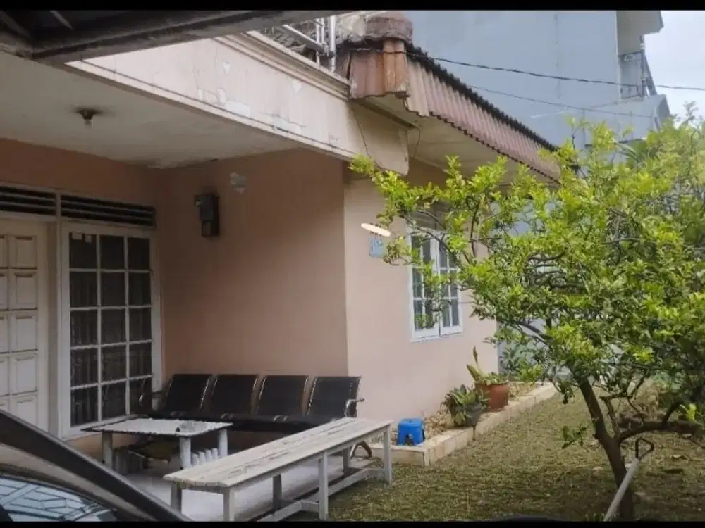 jual rumah di dekat stasiun LRT