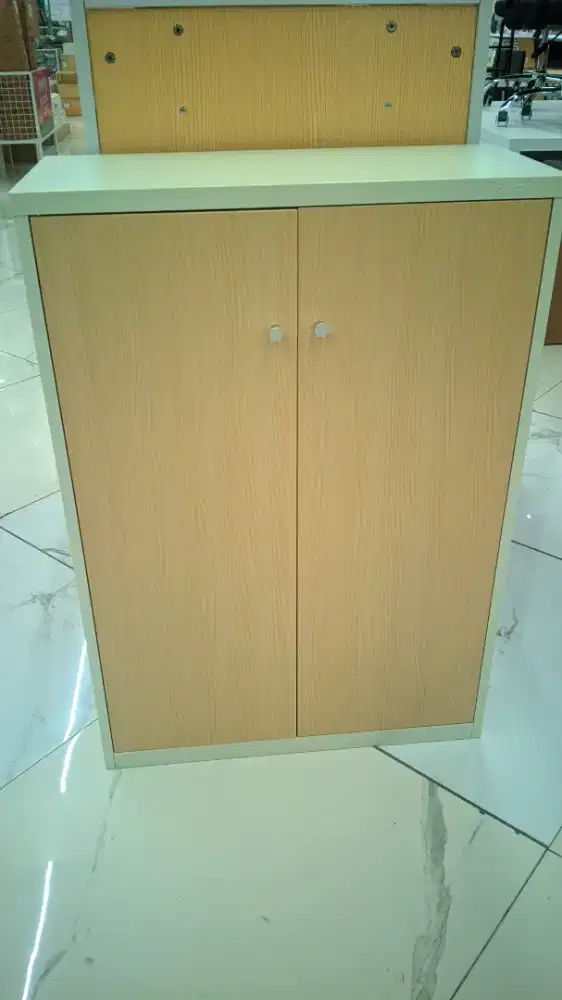 LEMARI AWET KABINET BESI METAL