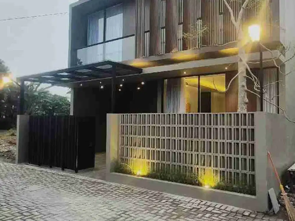 Full Furnished! Rumah Baru 2Lantai Di Purwomartani Dekat Jogjabay Maguwo, Bandara Adi Sucipto, Kampus UNRIYO & UKRIM