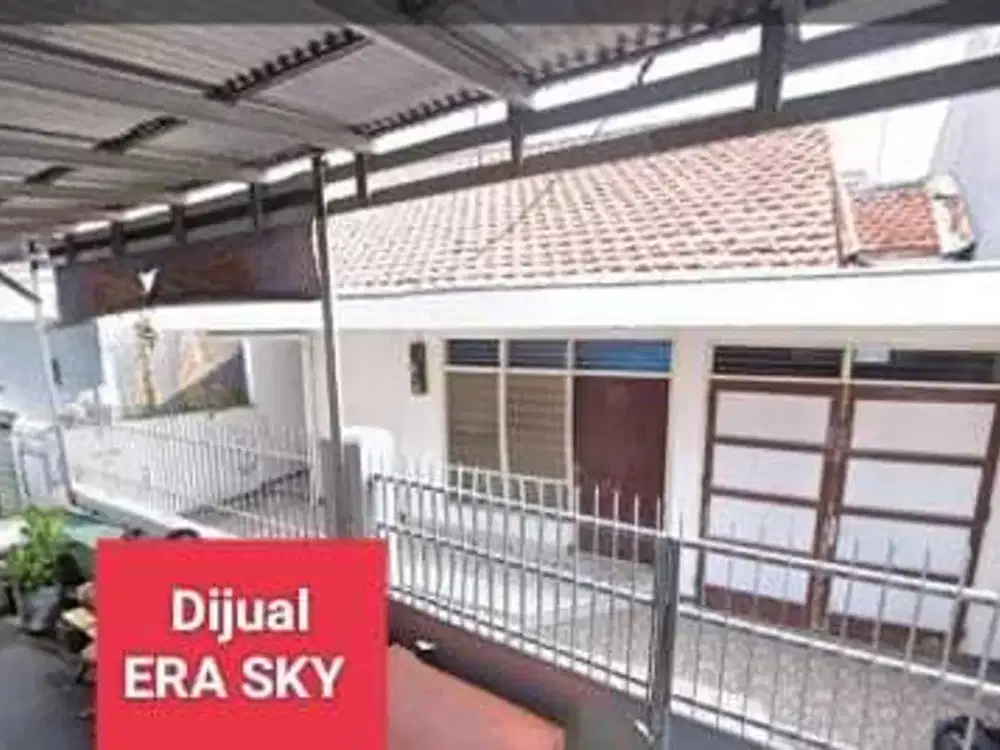 Rumah Tua di Cipinang Cempedak Jatinegara Jakarta Timur
