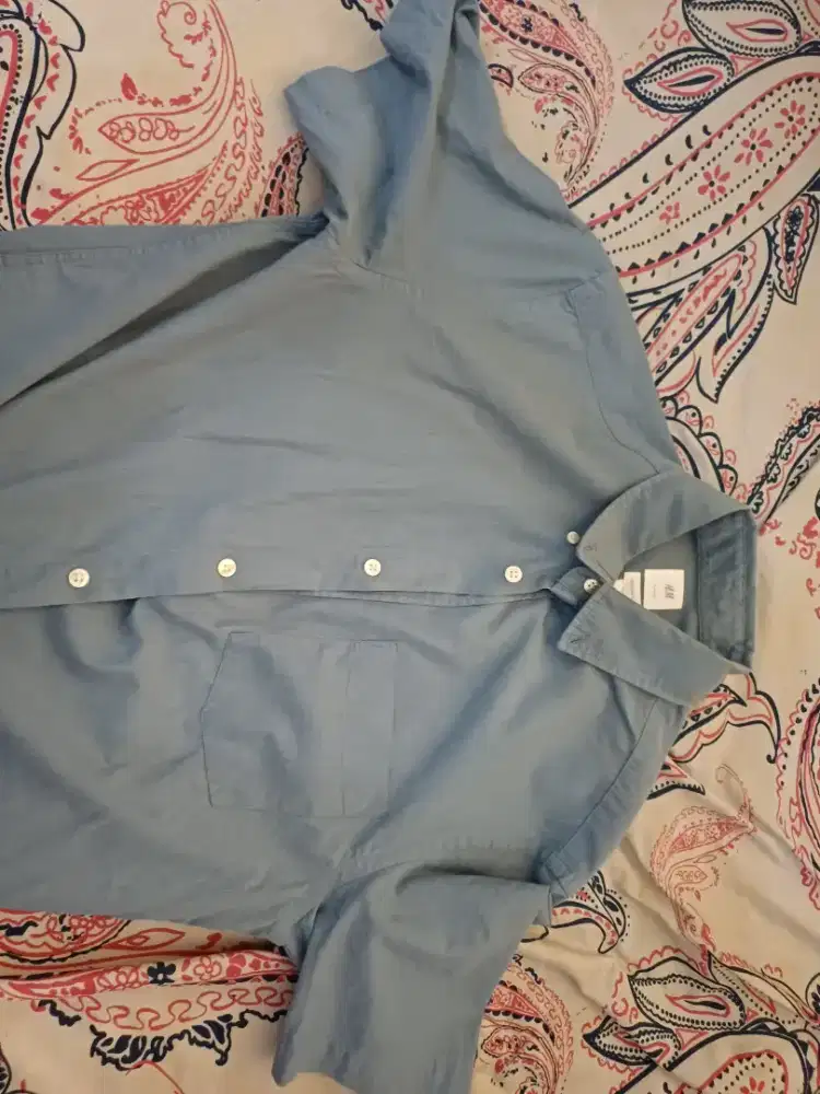 (ORI/REAL) H&M Regular Fit ukuran S, Short Sleeve, Biru Muda