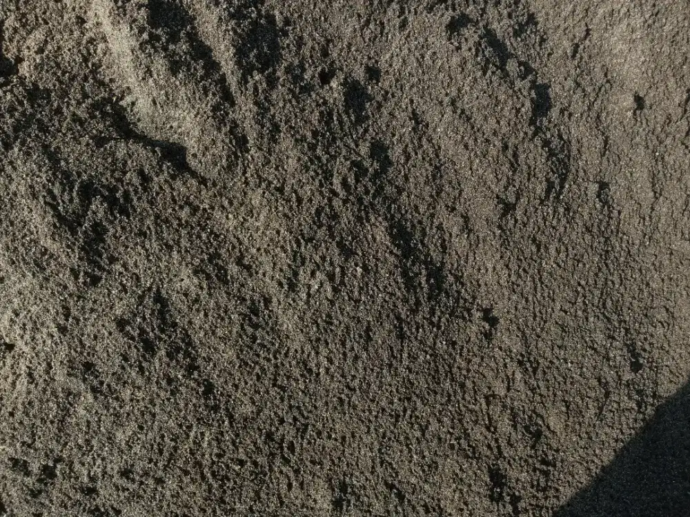 Pasir kasar hitam dan pasir Halus hitam