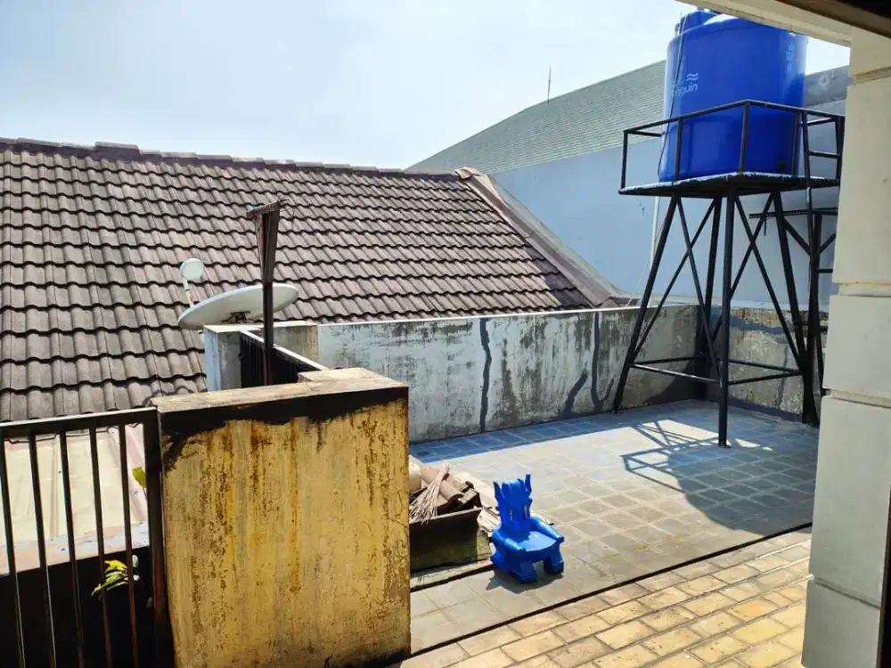 Rumah di Pusat Kota Bandung Sayap Riau Dekat Gedung Sate cocok untuk bisnis