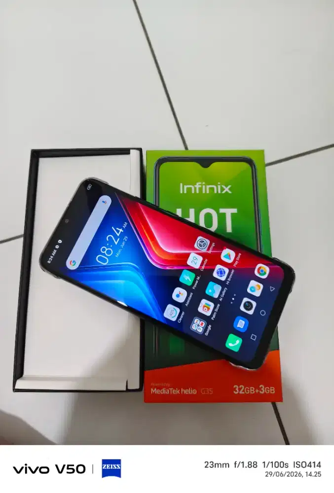 Infinix hot 10 play layar gede 6,8inch