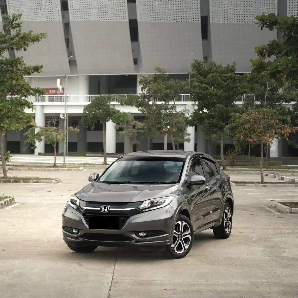 Honda HRV Prestige 1.8 2016 Low KM Service Record