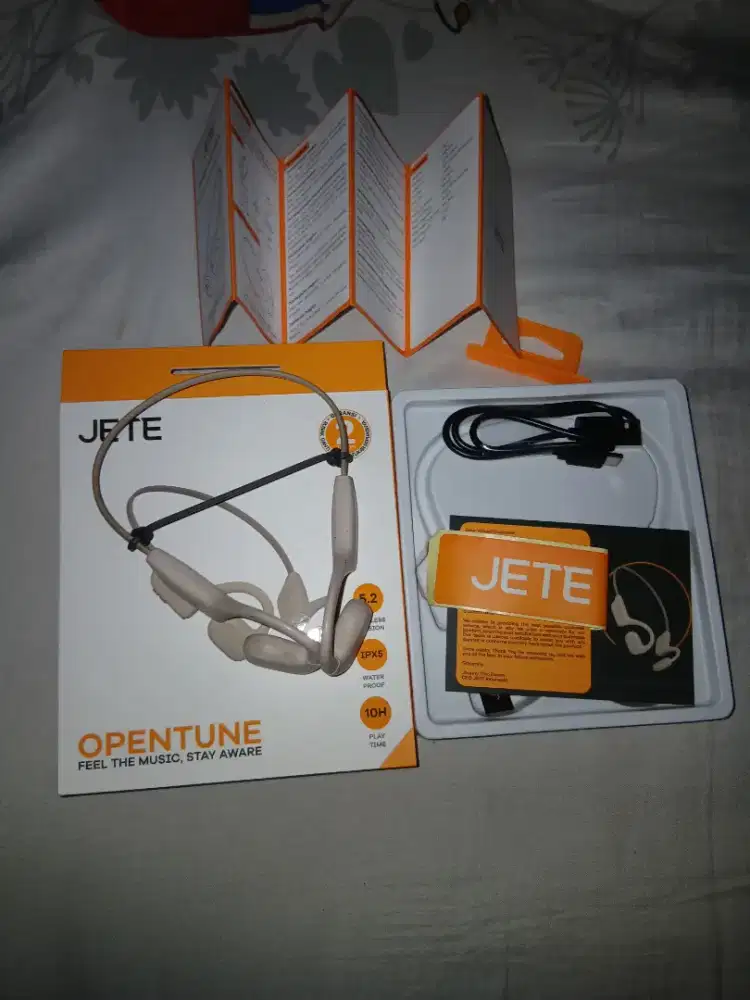 Headset running JETE OPENTUNE
