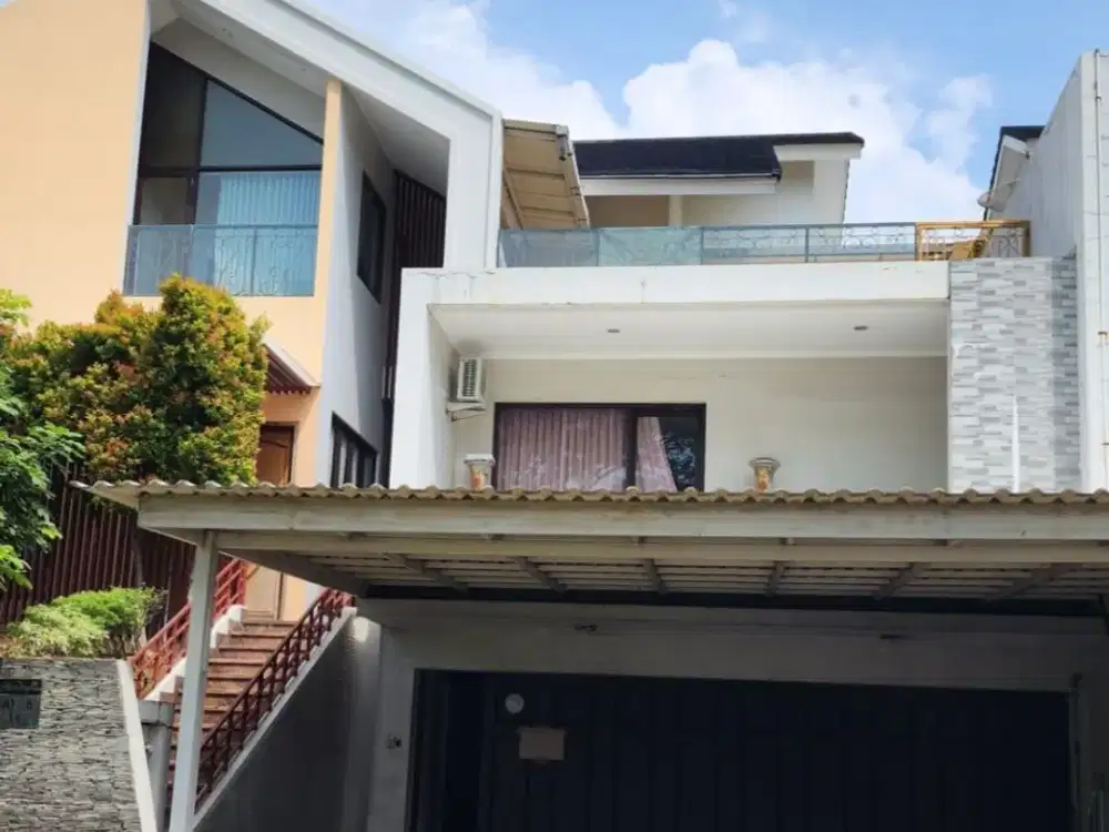 RUMAH MEWAH 2LT DI ASIA TROPIS HARAPAN INDAH BEKASI